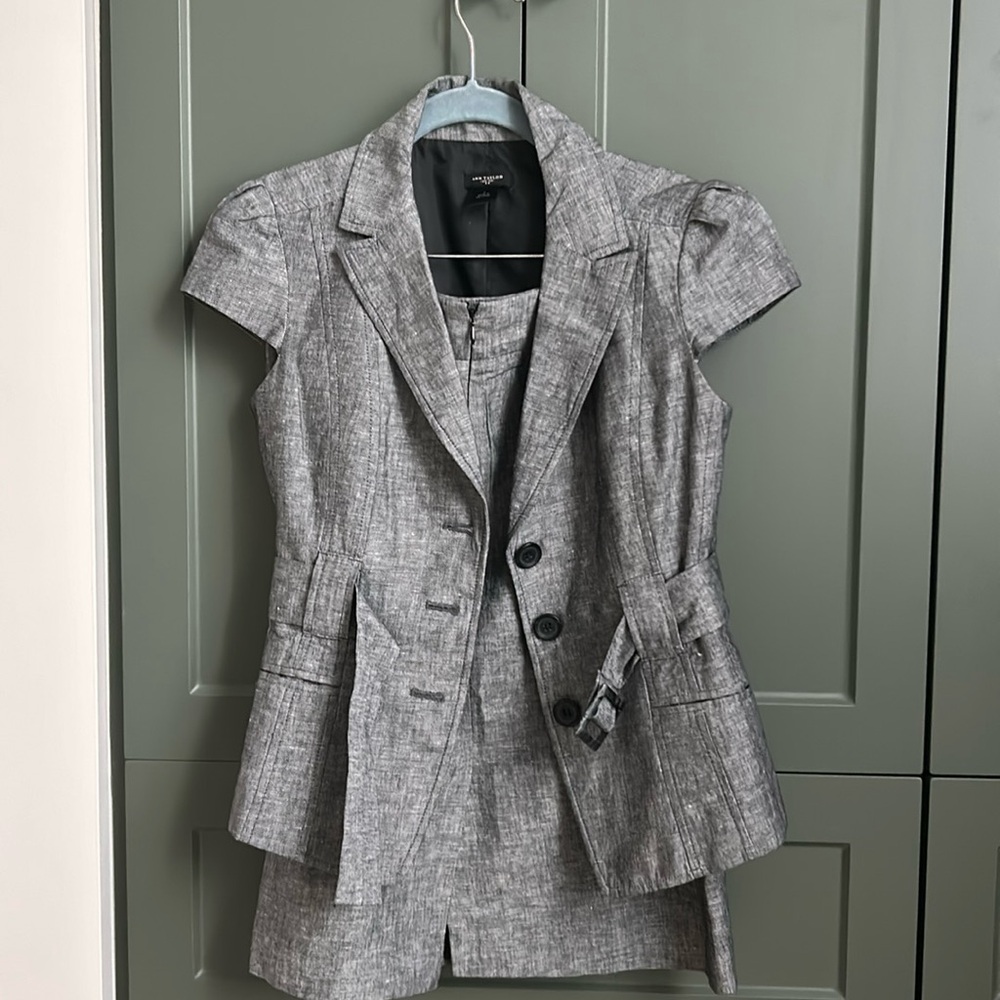 skirt and short sleeve jacket set